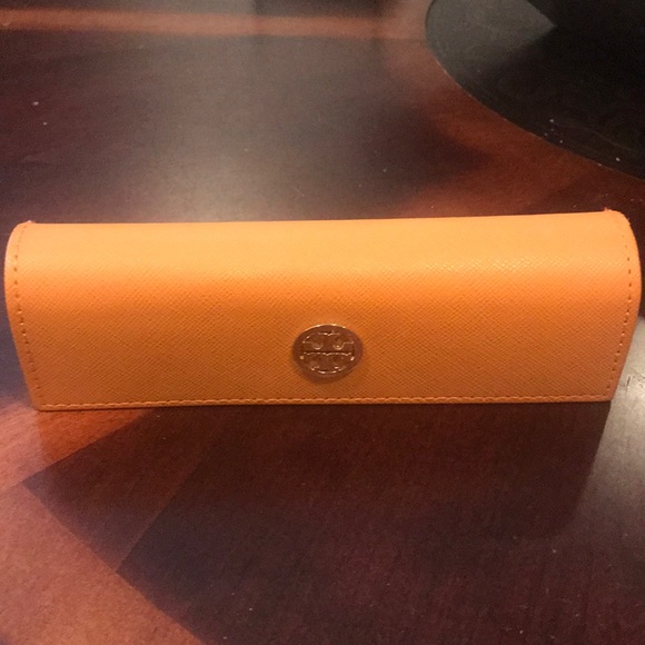 Tory Burch Accessories - Tory Burch glasses case